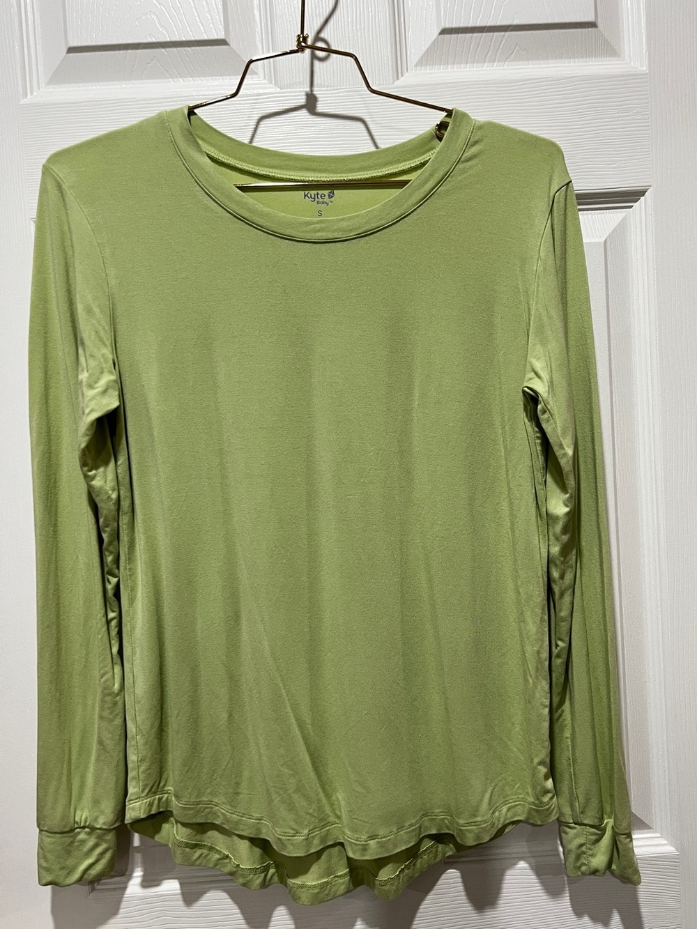 Kyte Baby Women’s Long Sleeve Pajama Top Light Green Size Small Loungewear Soft